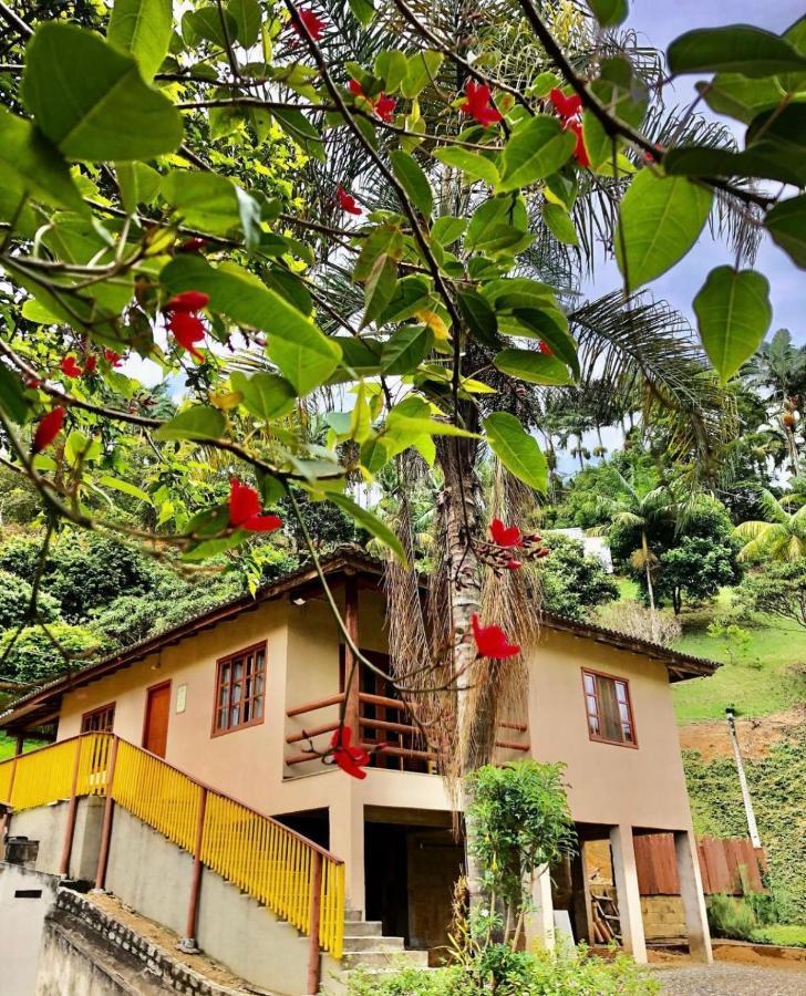 Sitio Dos Palmitos - Casa Pupunha Hotel Pedra Azul  Bagian luar foto
